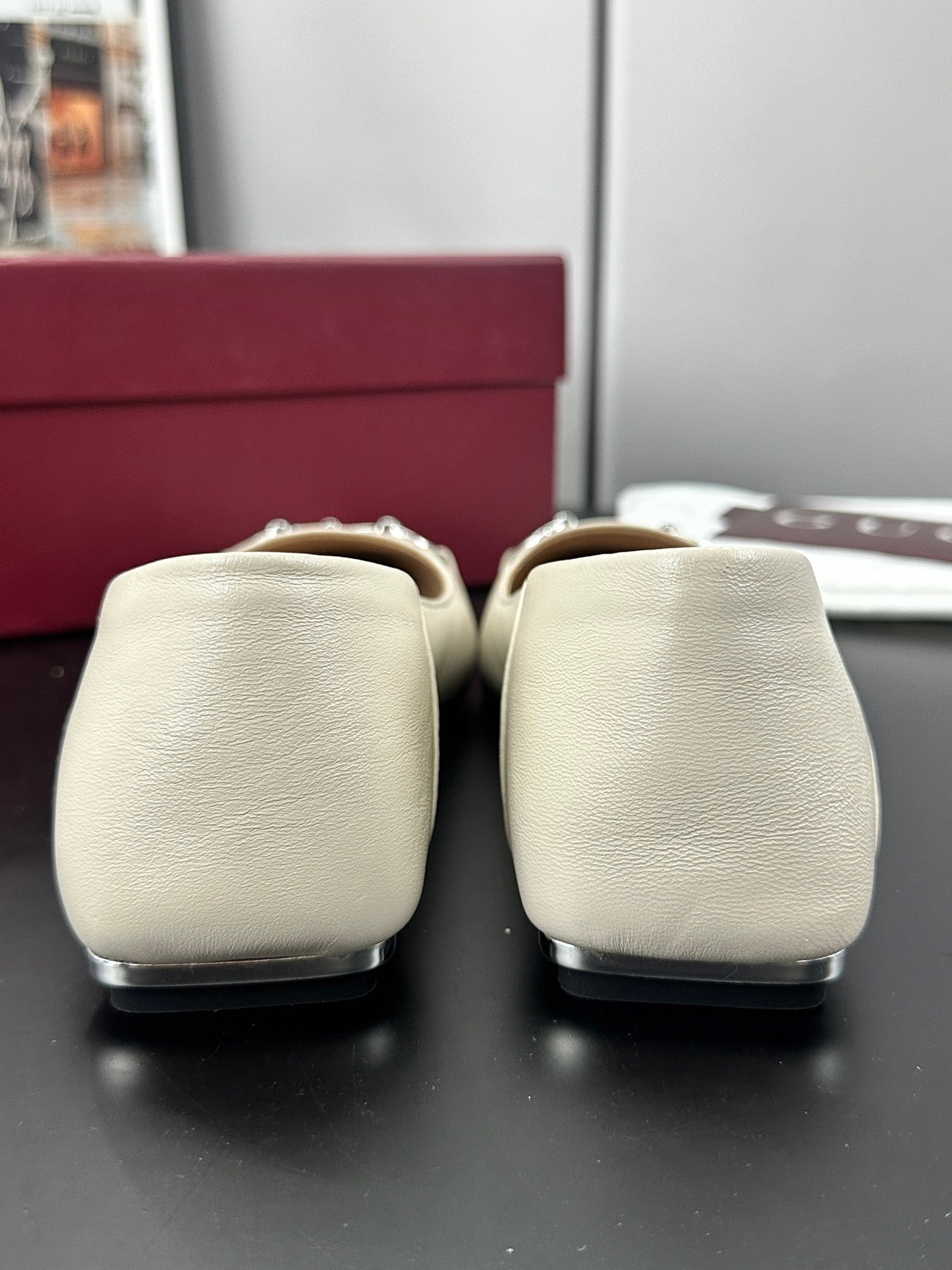GG 26s Vittoria Ballerina Flats Ivory Sheepskin 688311