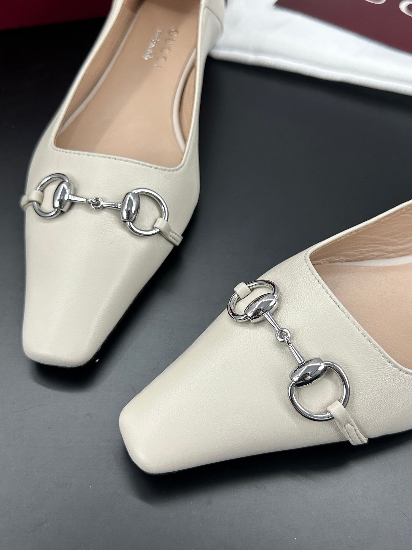 GG 26s Vittoria Ballerina Flats Ivory Sheepskin 688311