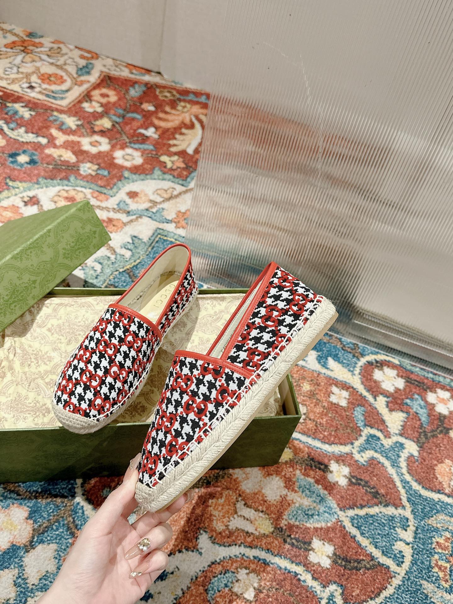 GG ESPADRILLE LOAFER CRIMSON AND BLACK CANVAS