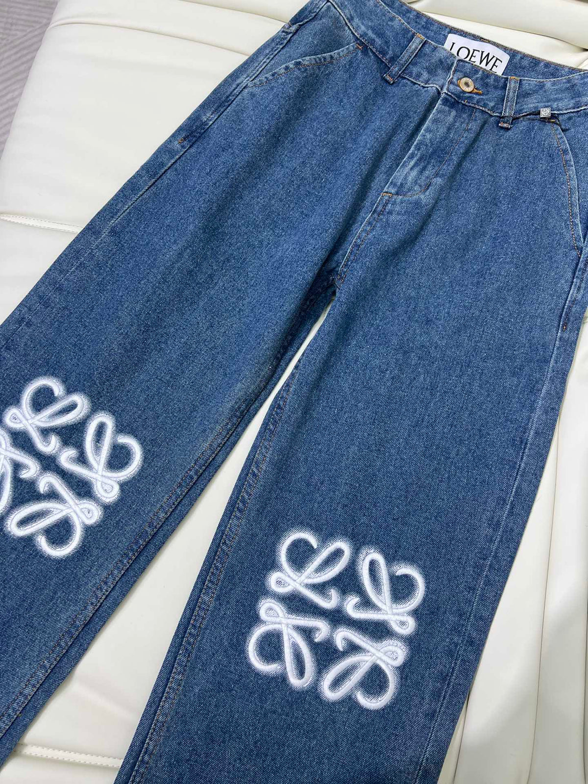 Loewe 26s Straight Leg Jeans Denim 407985