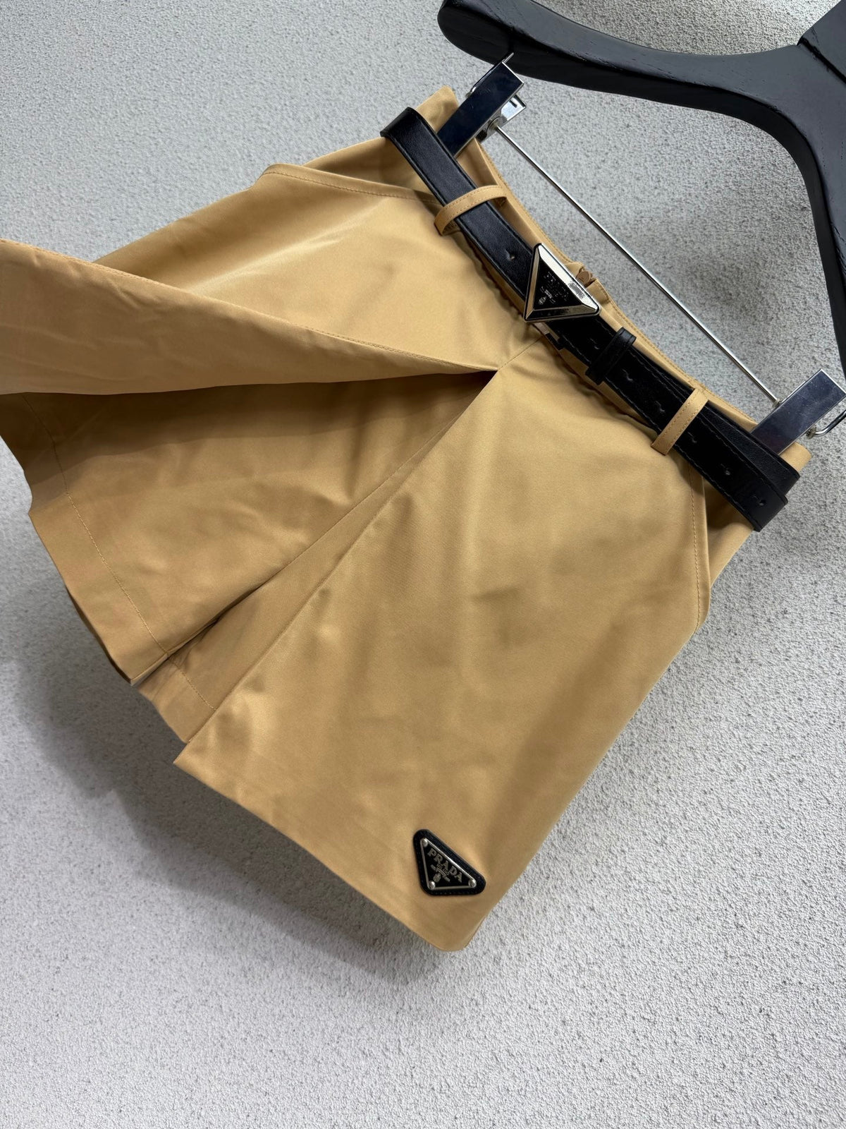 Prada Shorts With Belt Polyester 381885
