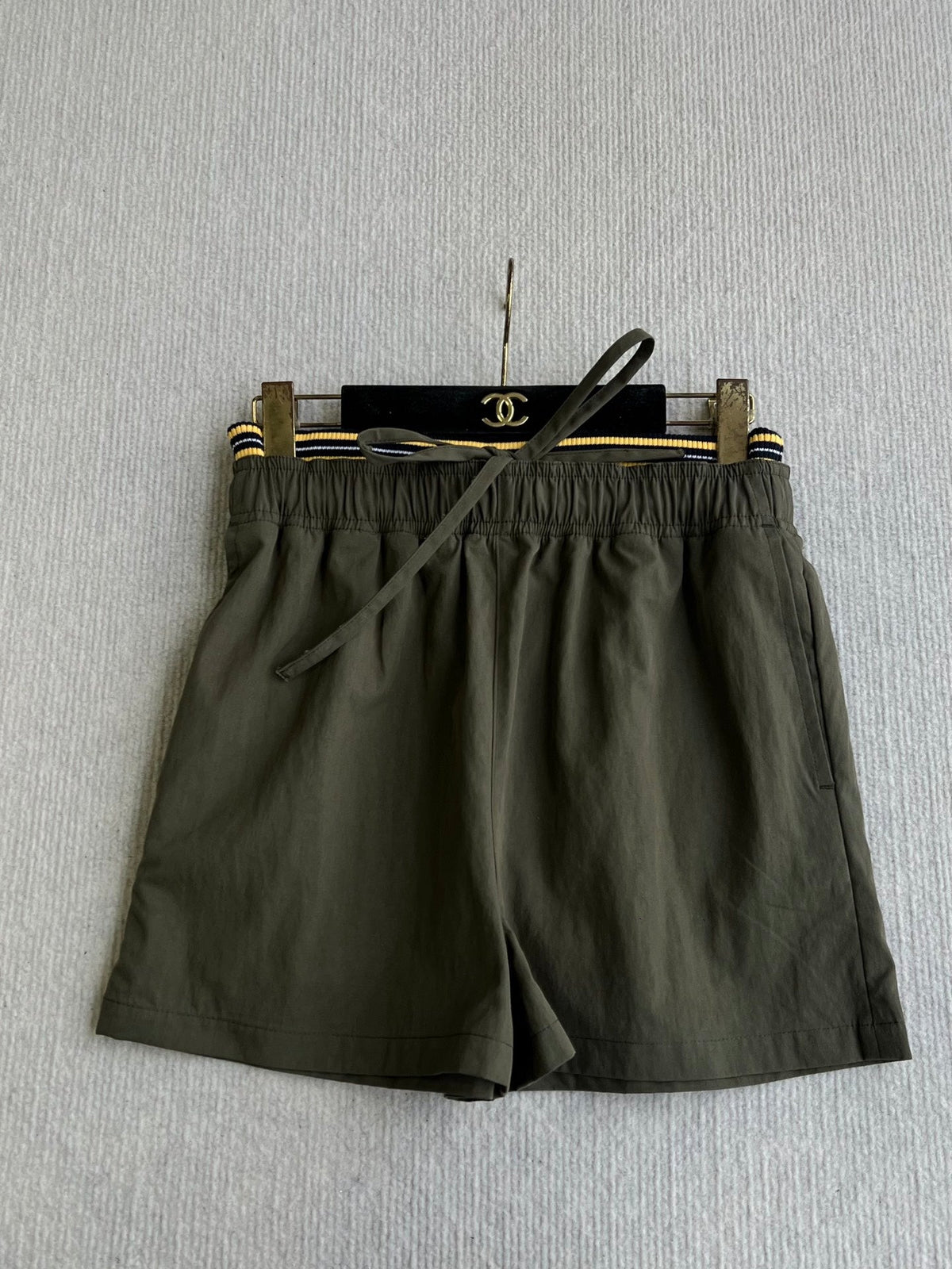Prada Shorts Olive Polyester 372618