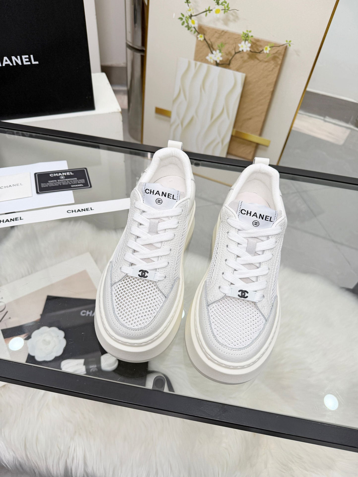 CC 26s Sneaker White Cowhide Mesh 723082
