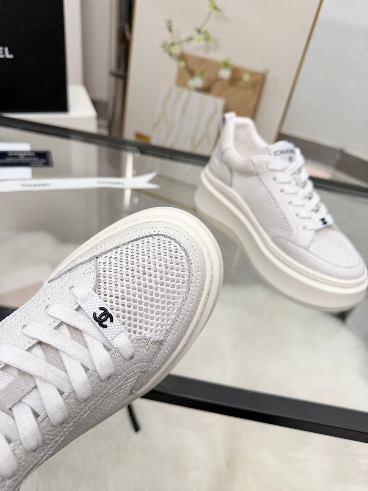 CC 26s Sneaker White Cowhide Mesh 723082