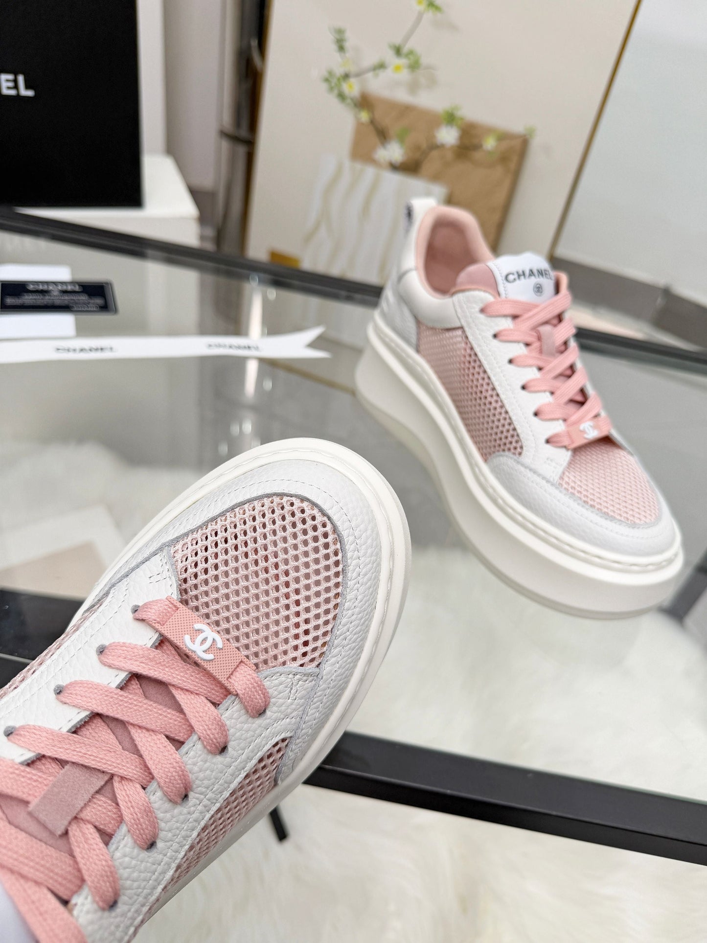 CC 26s Sneaker Pink White Cowhide Mesh 723083
