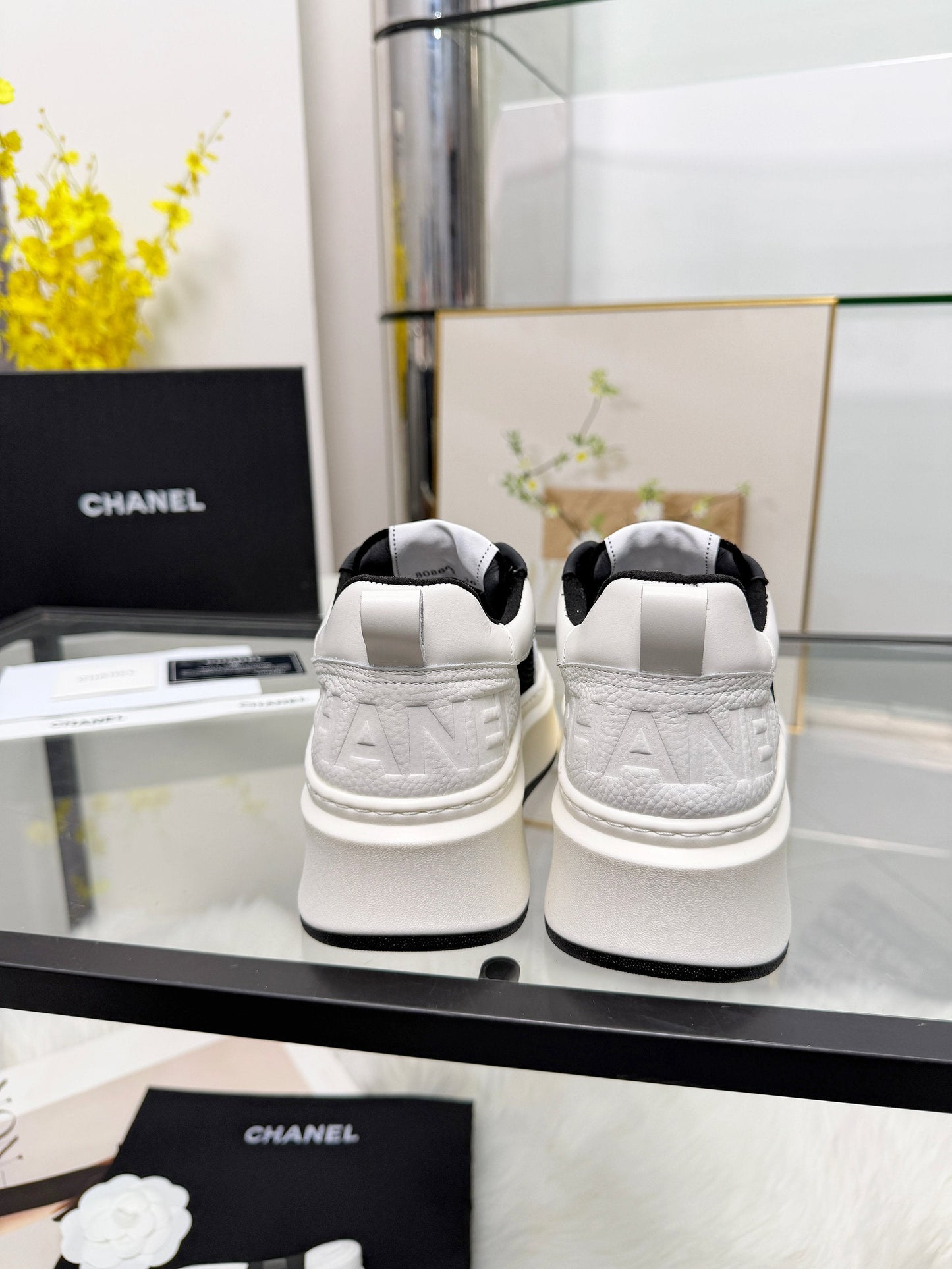 CC 26s Sneaker Black White Cowhide Mesh 723084