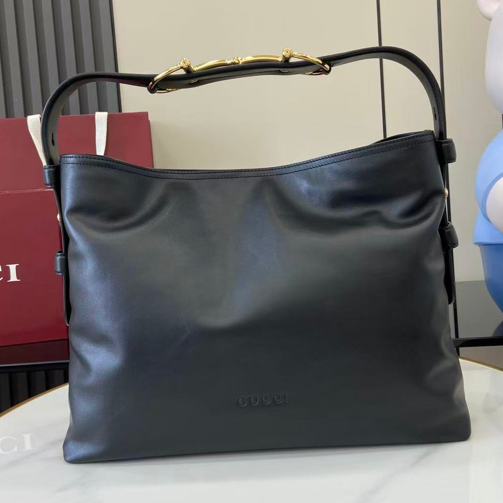 GG 25 Beatrix Handbag  Black Smooth Cowhide 290511