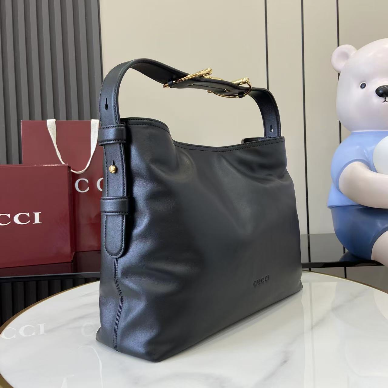 GG 25 Beatrix Handbag  Black Smooth Cowhide 290511