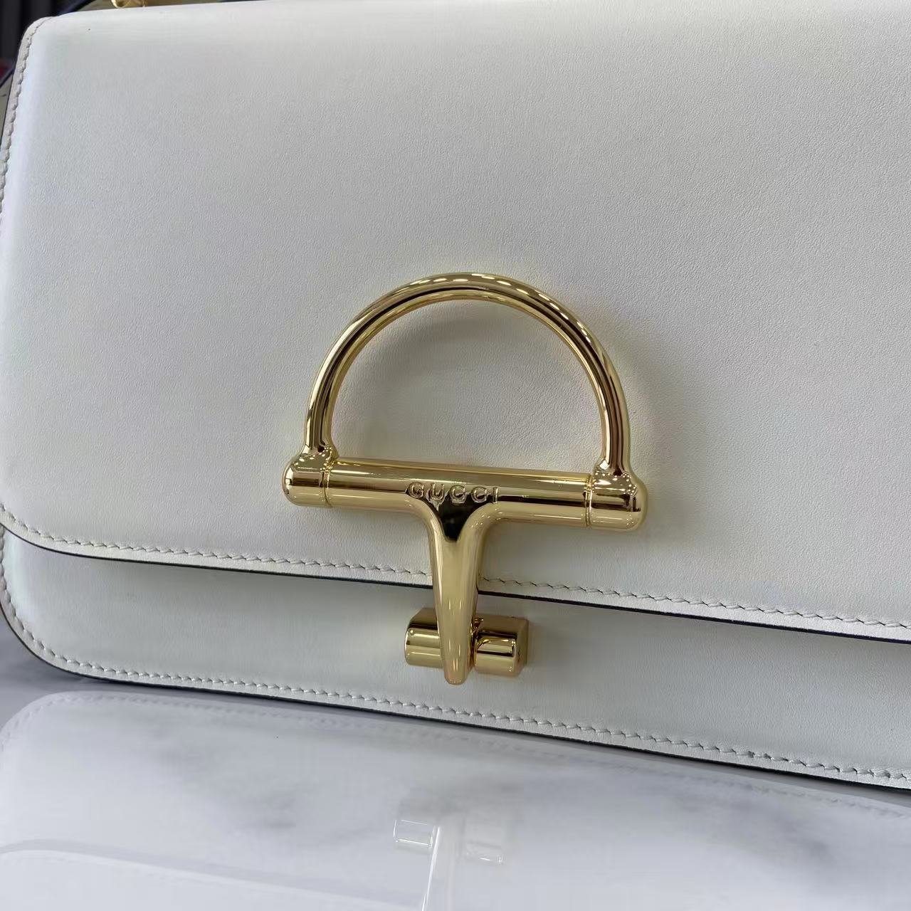 Gucci 25 Siena Bag 22.5cm White Gold Leather 292364