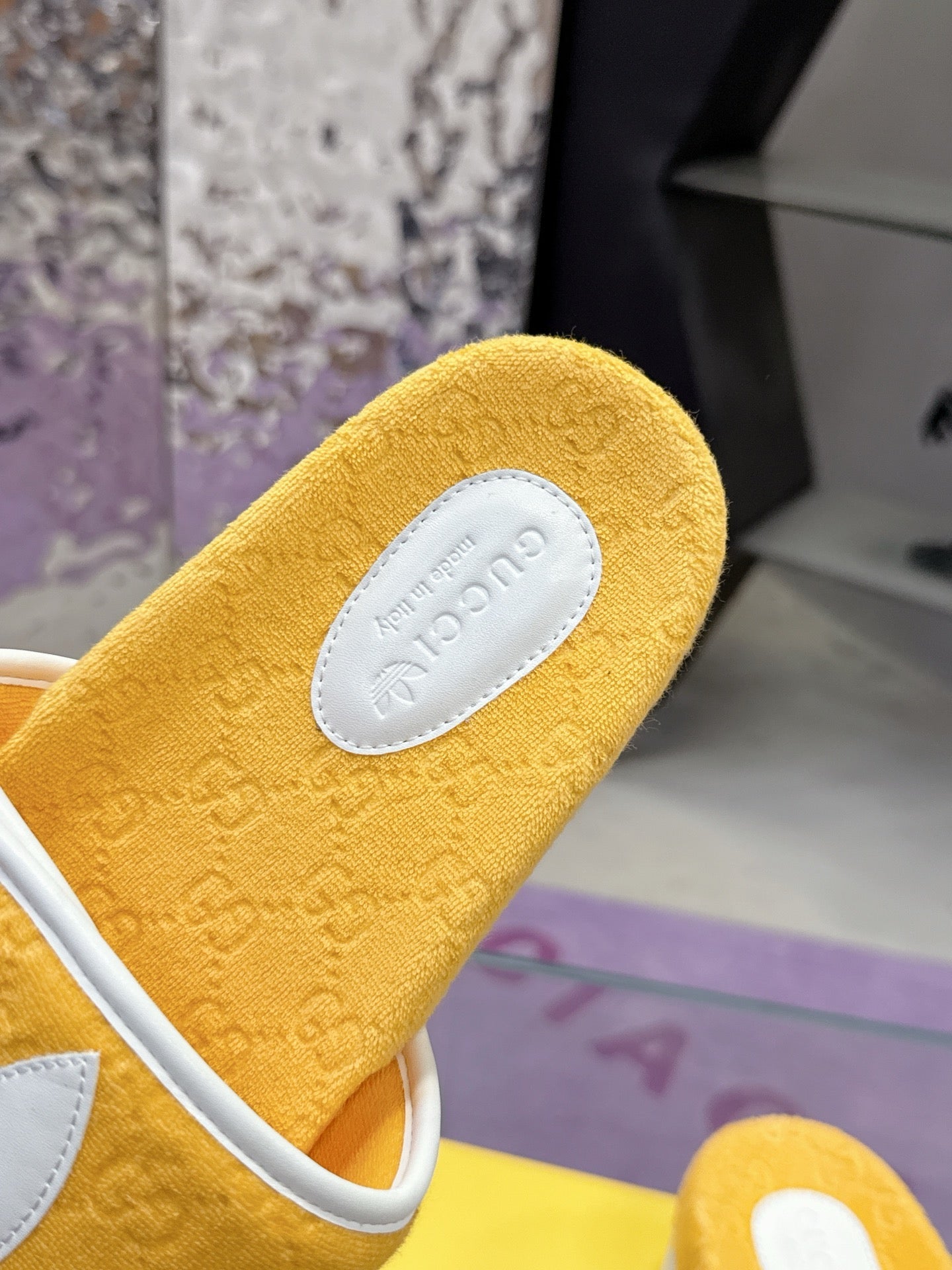 GG x Adidas Slipper Yellow White Canvas 672156