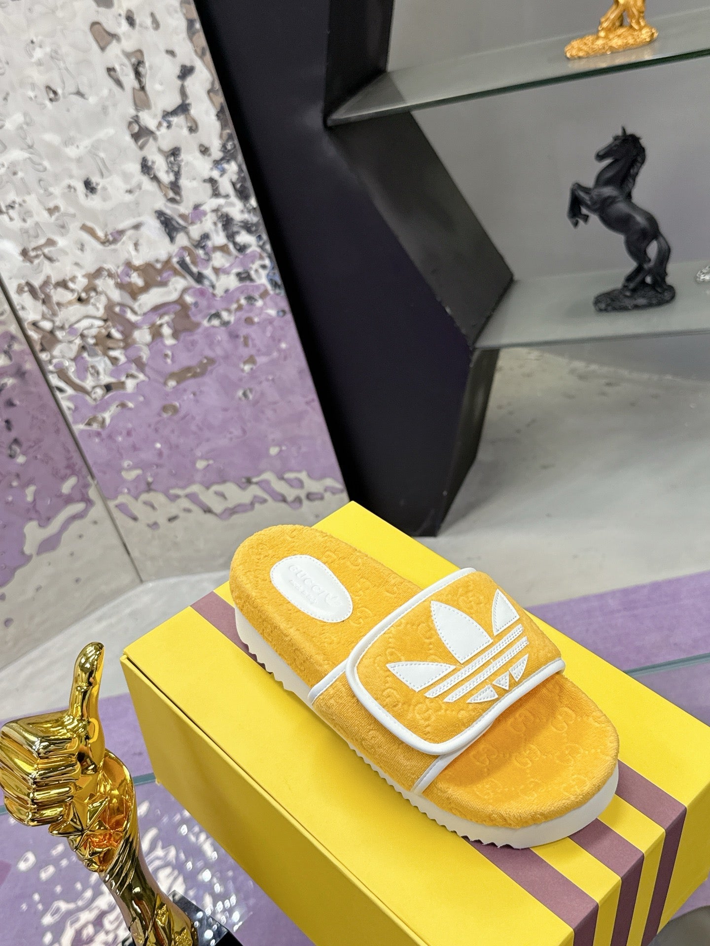 GG x Adidas Slipper Yellow White Canvas 672156