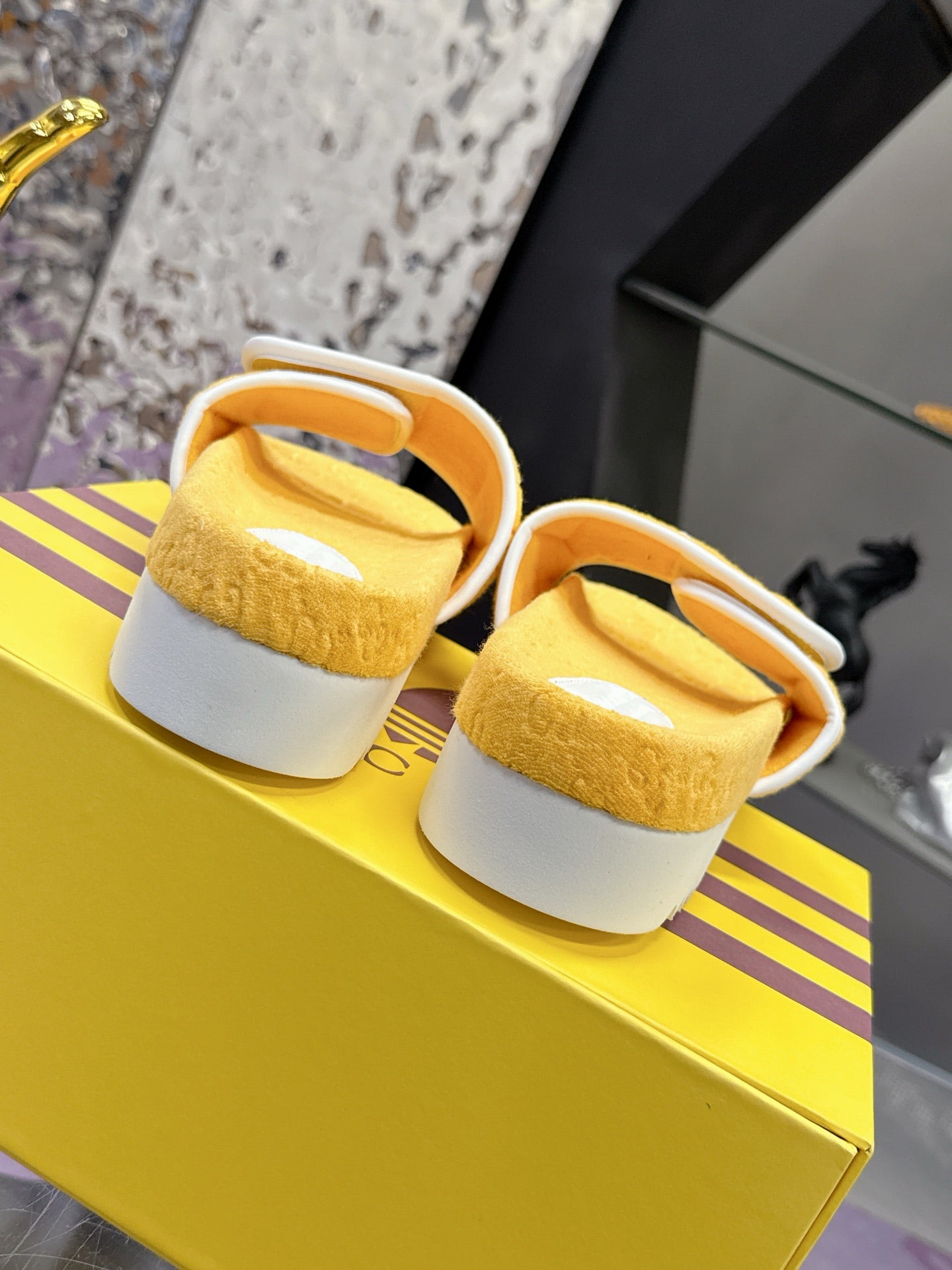 GG x Adidas Slipper Yellow White Canvas 672156