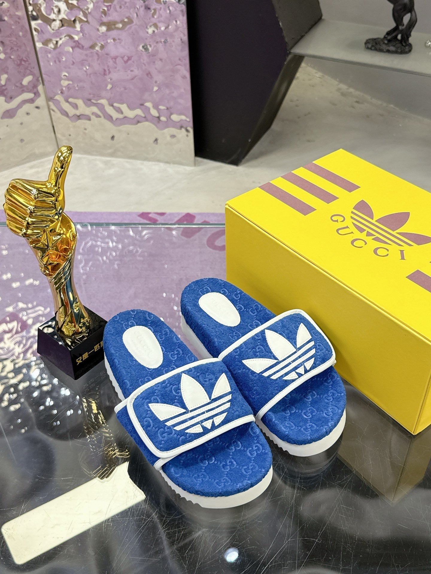 GG x Adidas Slipper Blue White Cotton672157