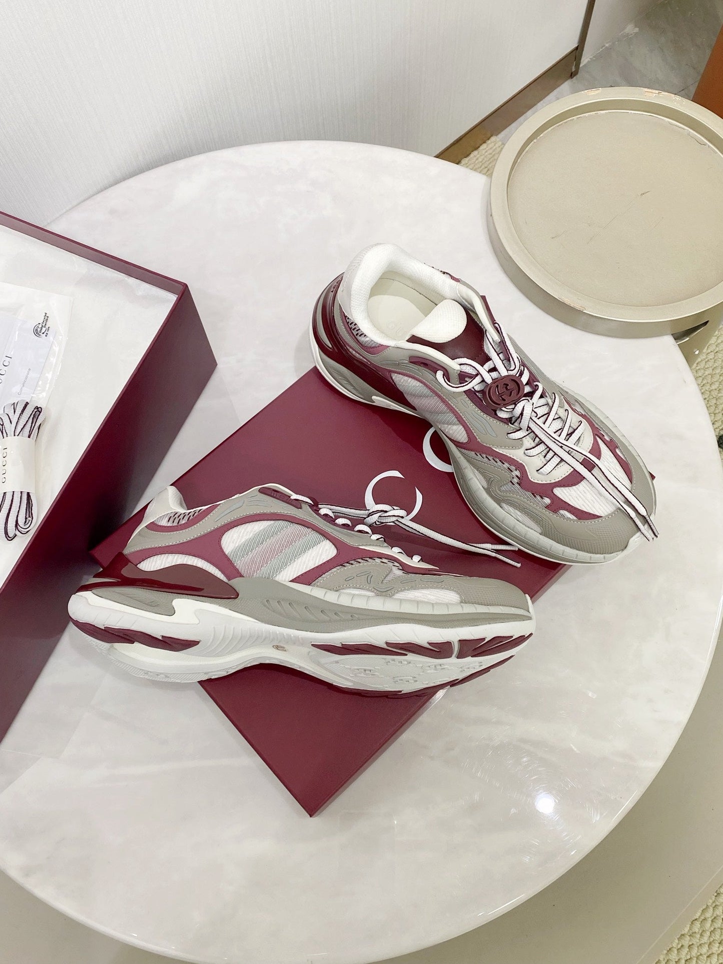 GG 2.0 Low Top Sneakers Grey Burgundy Mesh Leather 675576