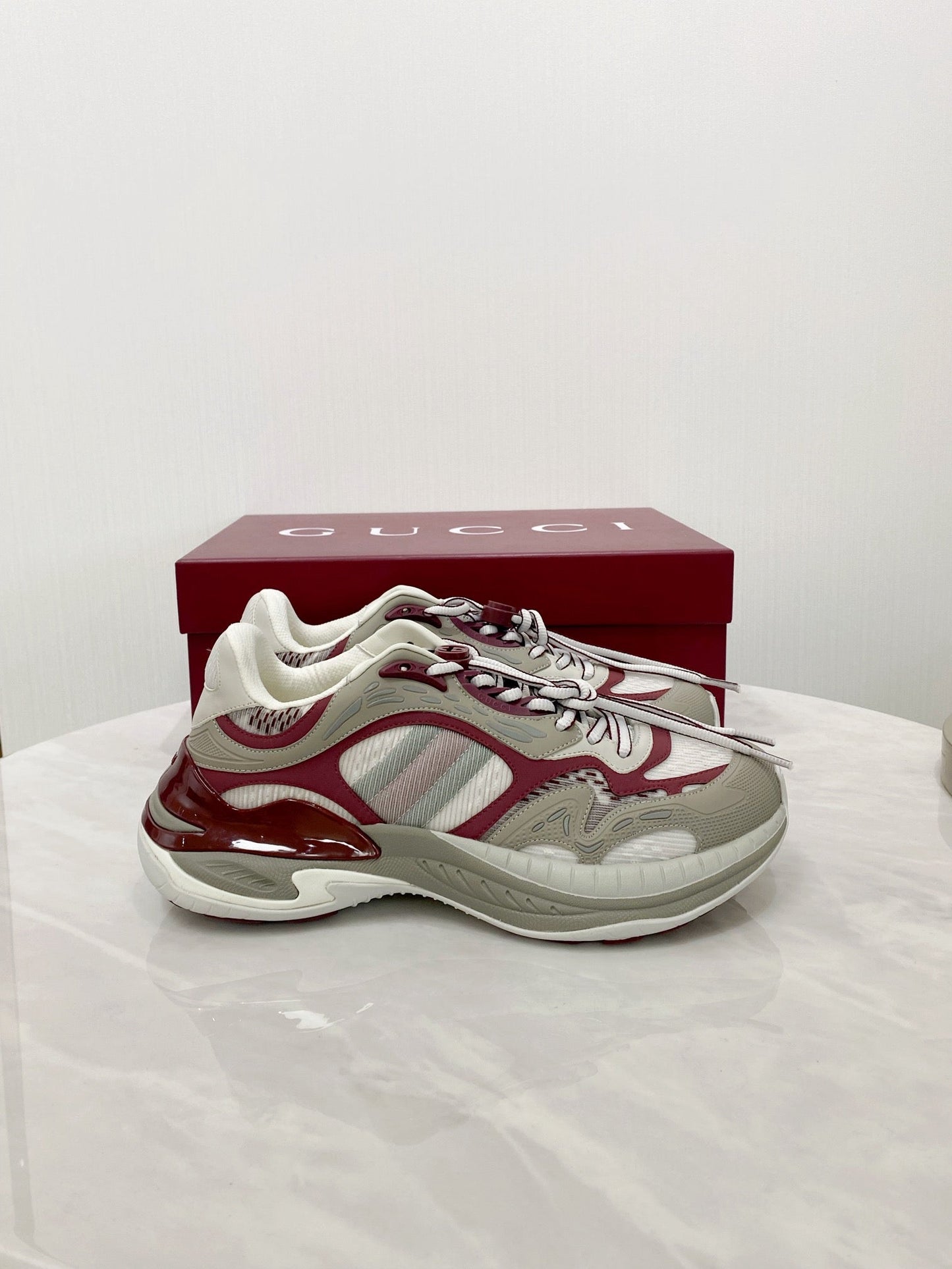 GG 2.0 Low Top Sneakers Grey Burgundy Mesh Leather 675576
