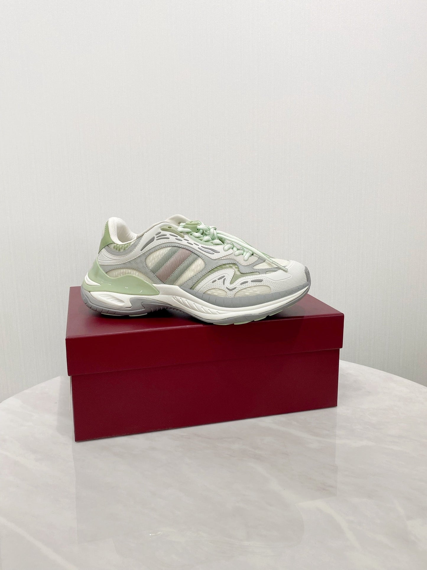 GG 2.0 Low Top Sneakers Grey Green Mesh Leather 675577