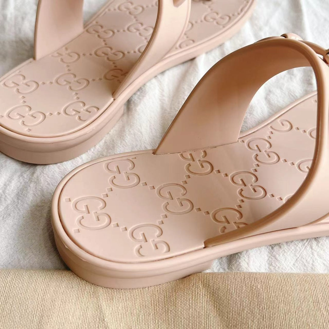 GG 26s Horsebit Thong Sandals Beige Rubber 826211