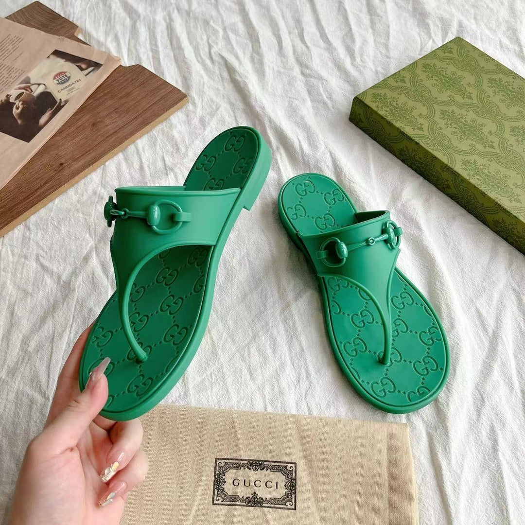 GG 26s Horsebit Thong Sandals Green Rubber 826209