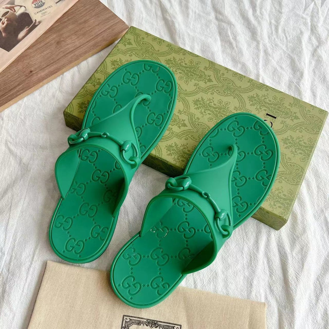 GG 26s Horsebit Thong Sandals Green Rubber 826209