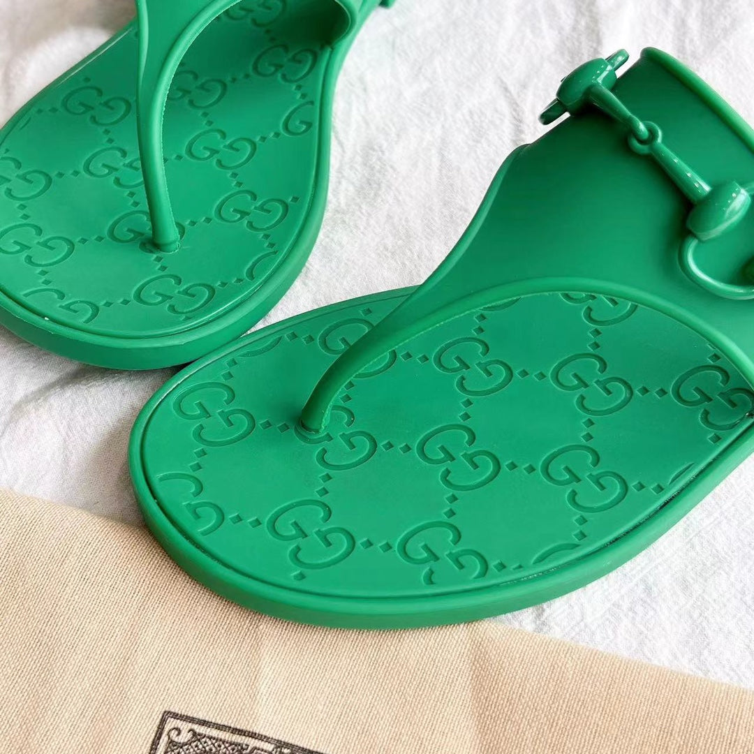 GG 26s Horsebit Thong Sandals Green Rubber 826209