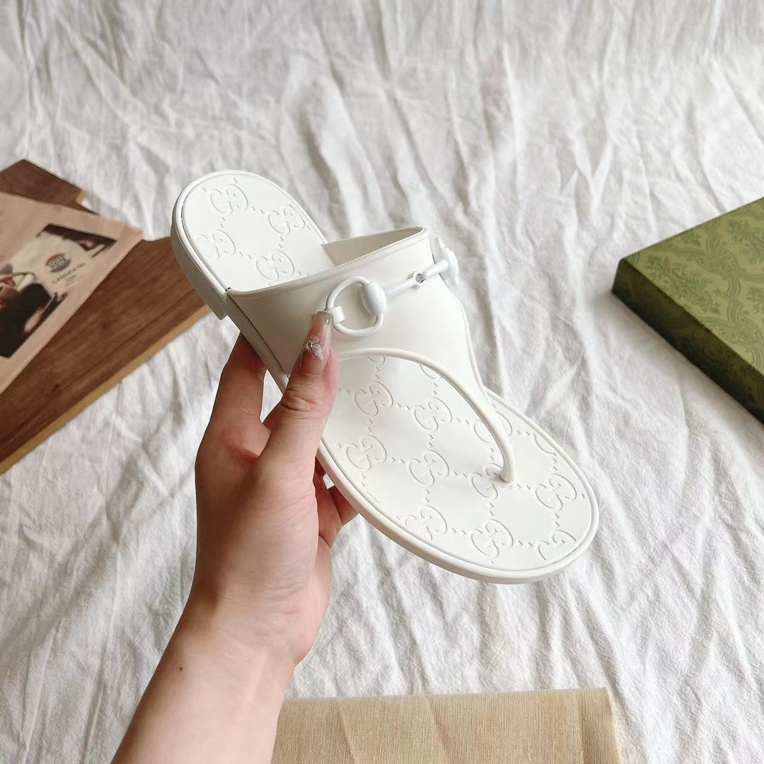 GG 26s Horsebit Thong Sandals White Rubber 826208
