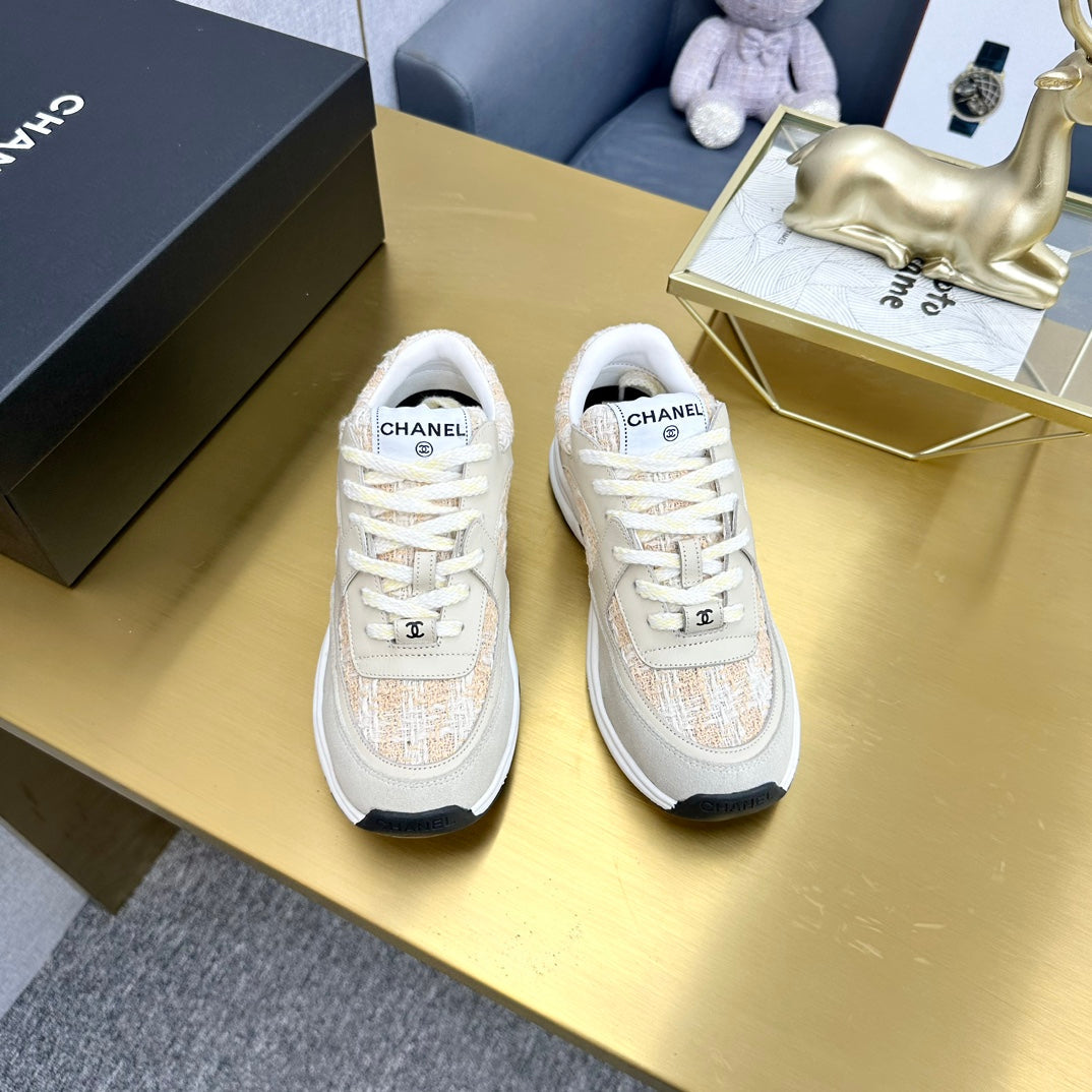CC 26ss Trainer Beige Ivory Tweed Suede Calfskin 668059