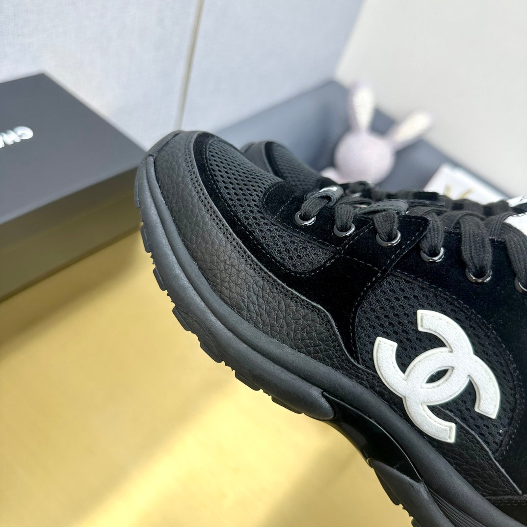 CC 26ss Trainer Black White Mesh Suede Grained Calfskin 668067