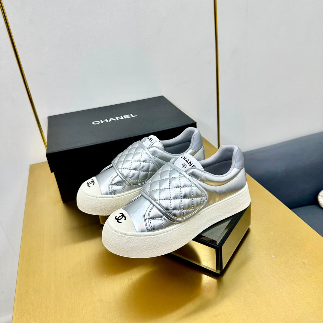 CC Quilted Velcro Strap Sneaker Sliver Sheepskin Mesh 832628