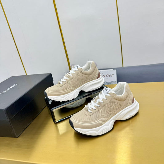 CC Logo Sneakers Beige Suede Fabric 927345