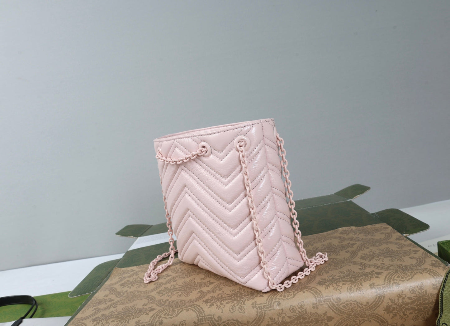 Gucci 26s Marmont Nano Bucket Bag Light Pink Quilted Leather