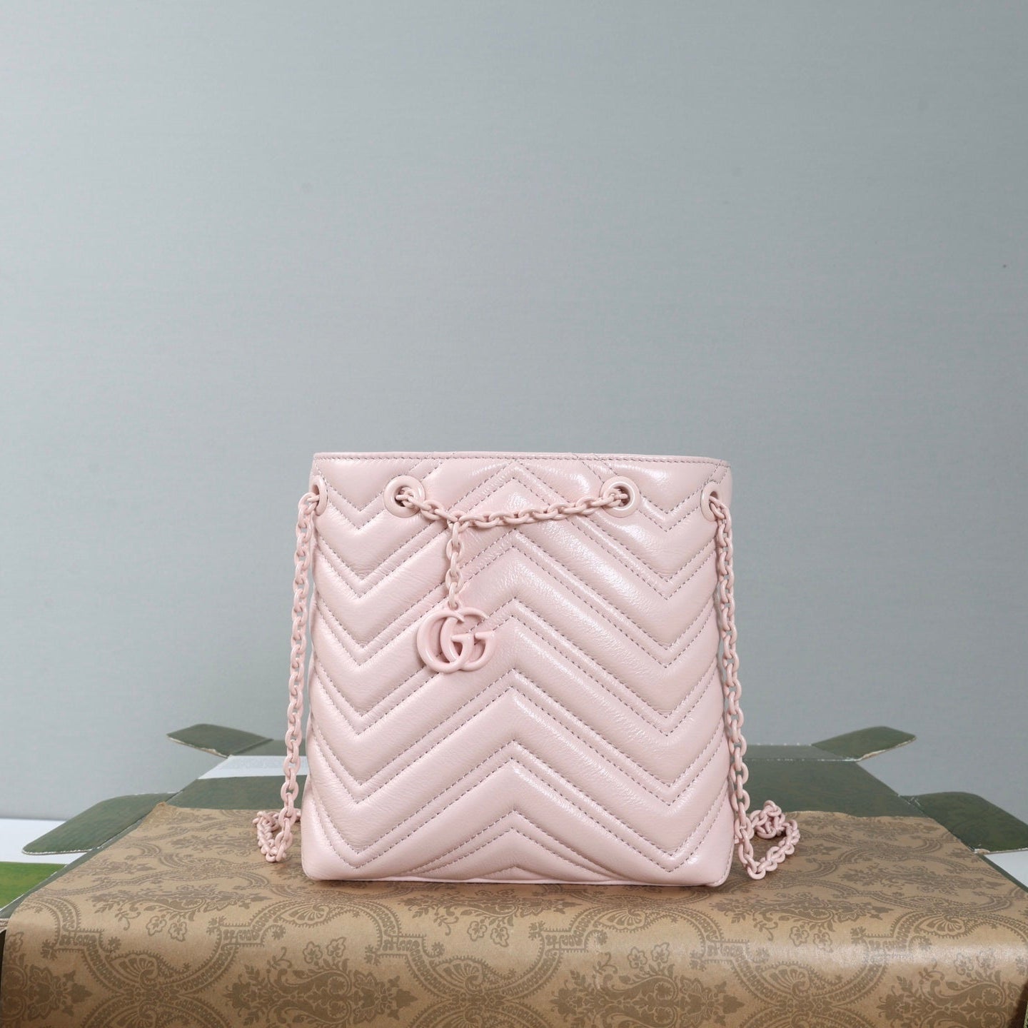Gucci 26s Marmont Nano Bucket Bag Light Pink Quilted Leather