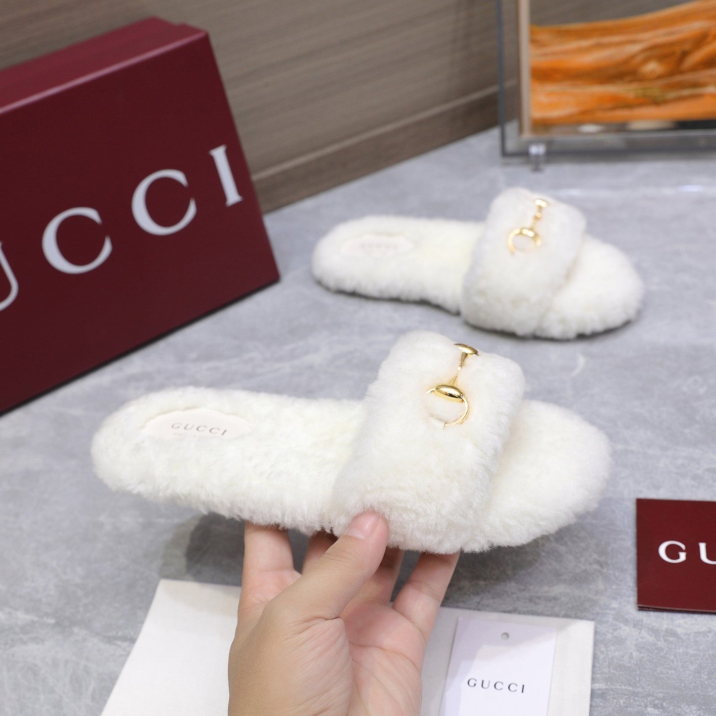 GG Women's Slide with Horsebit White Fur 600969