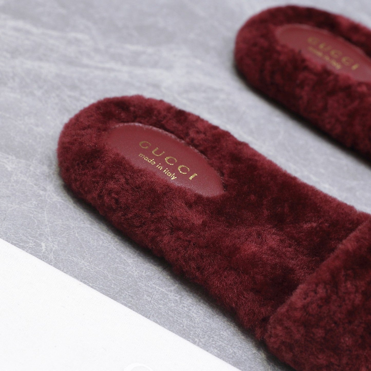GG Women's Slide with Horsebit Burgundy Fur 600972
