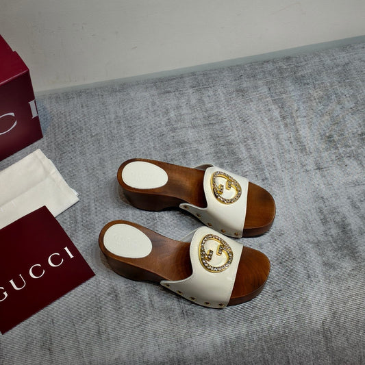 GG Clog White Patent Leather 864264