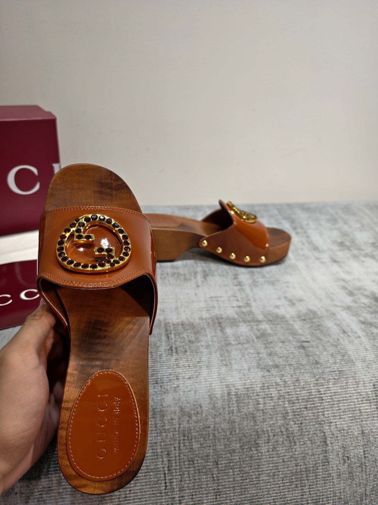 GG Clog Brown Patent Leather 864266
