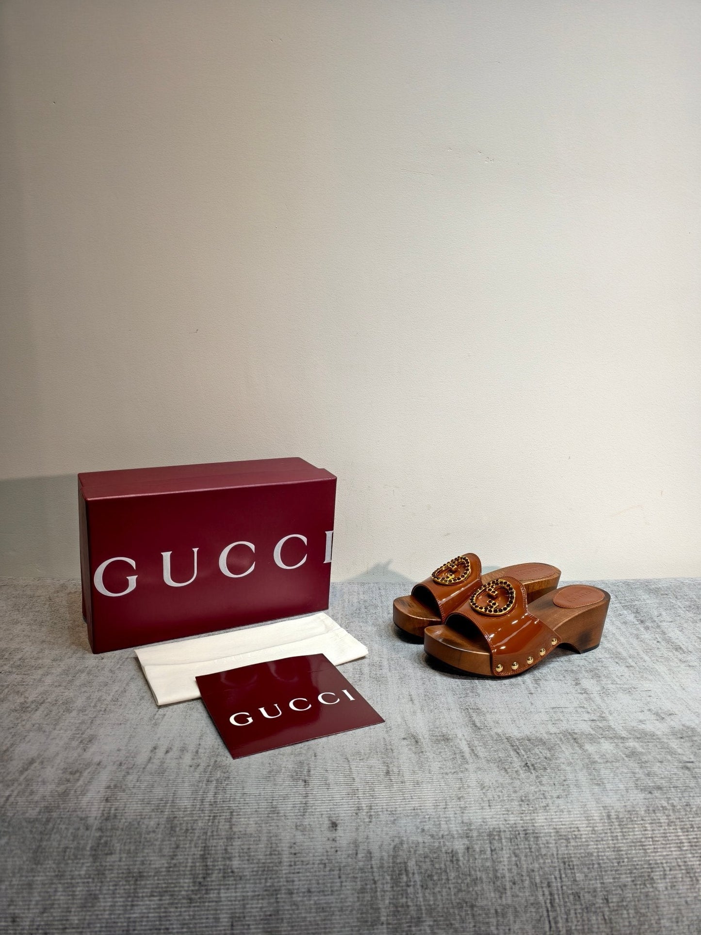 GG Clog Brown Patent Leather 864266
