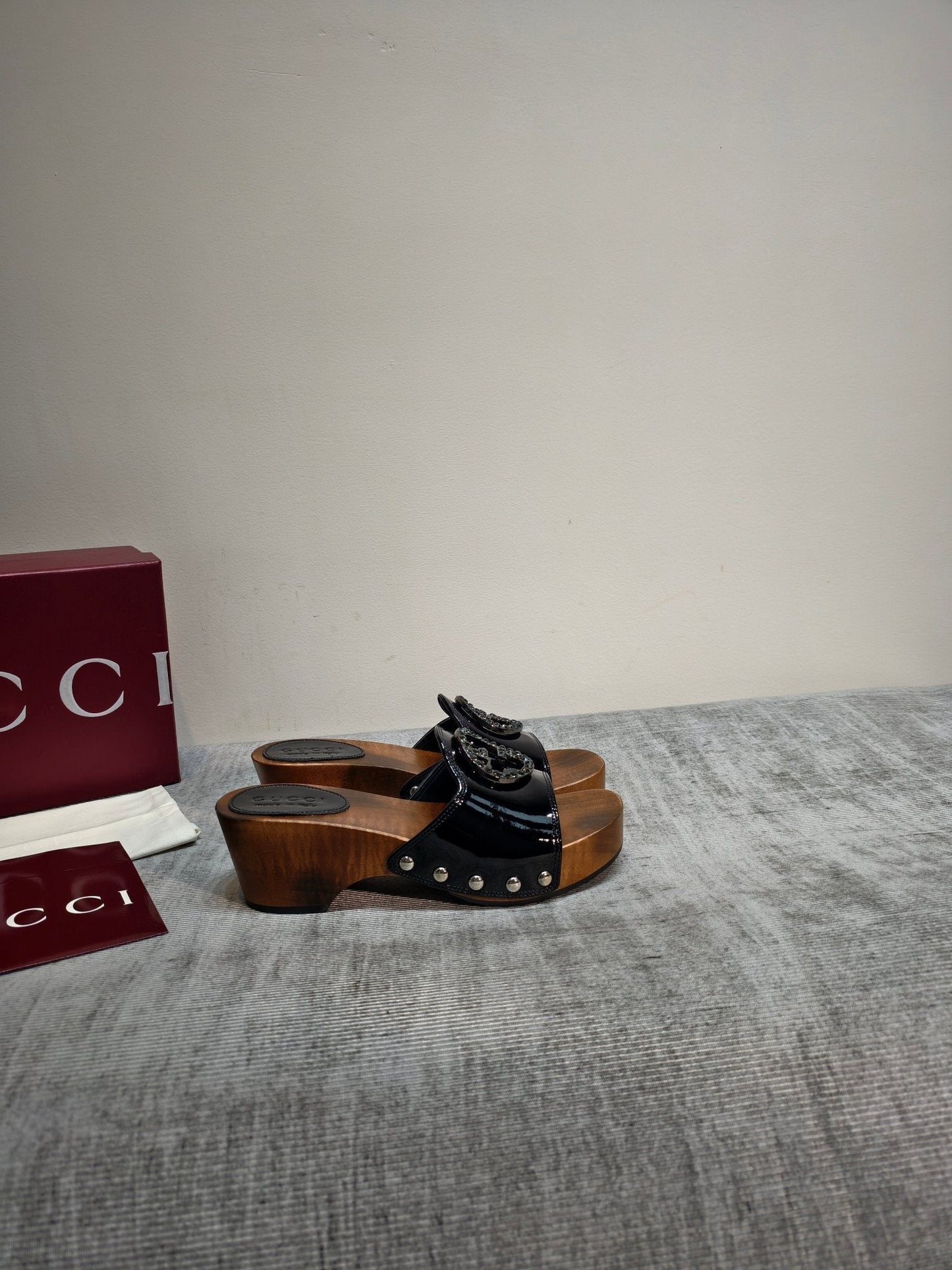 GG Clog Black Patent Leather 864267
