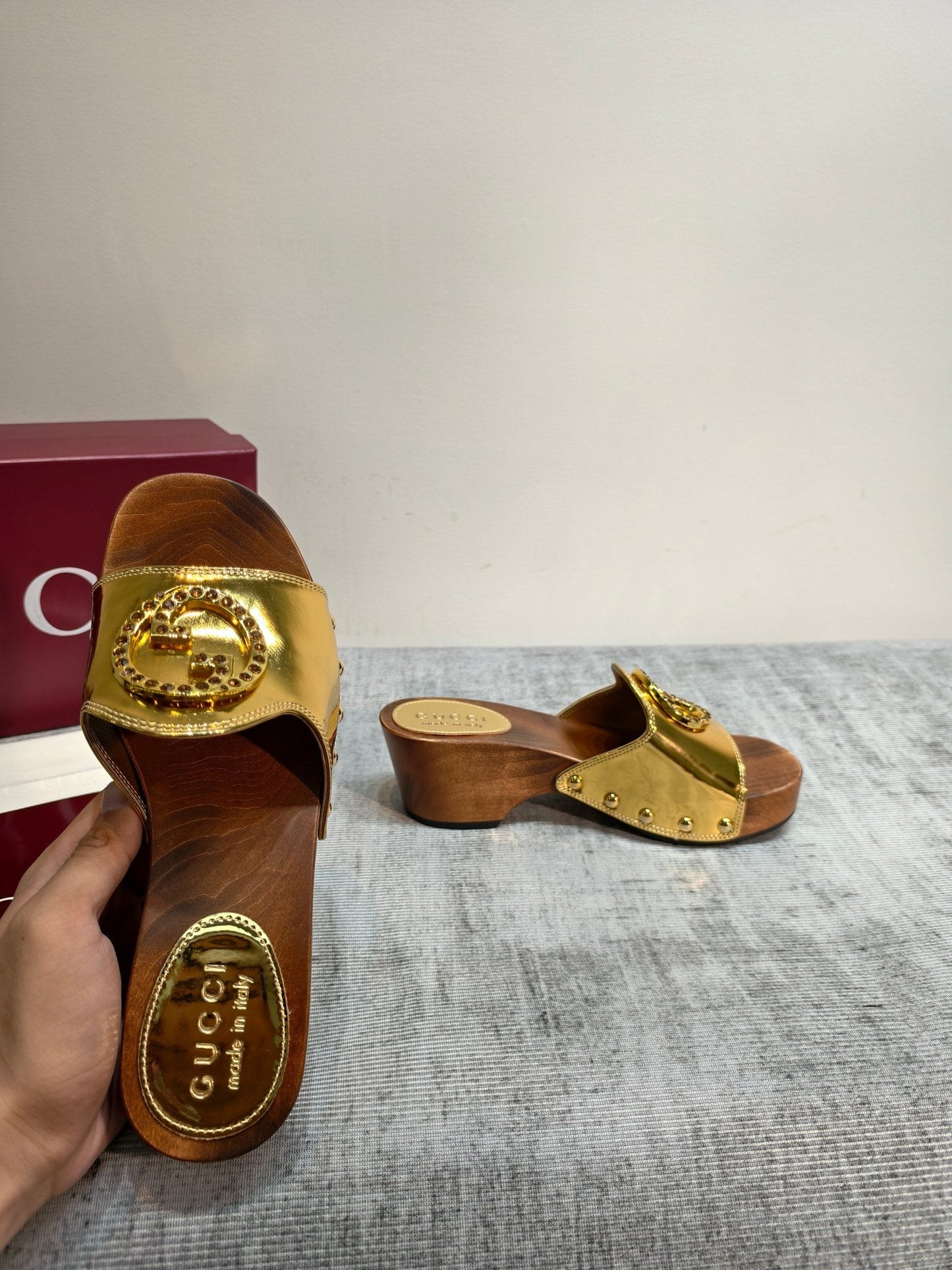 GG Clog Gold Leather 864268