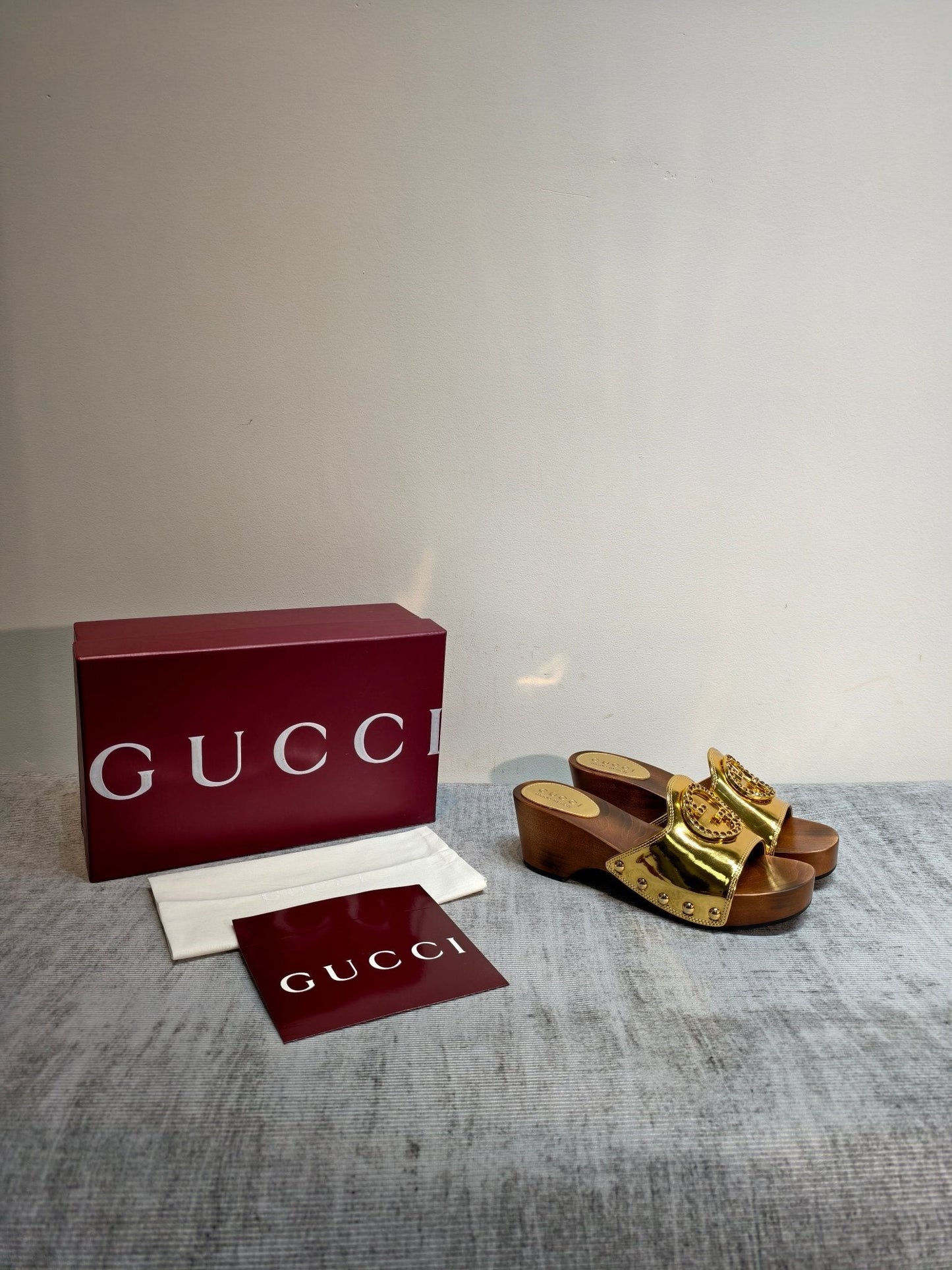 GG Clog Gold Leather 864268