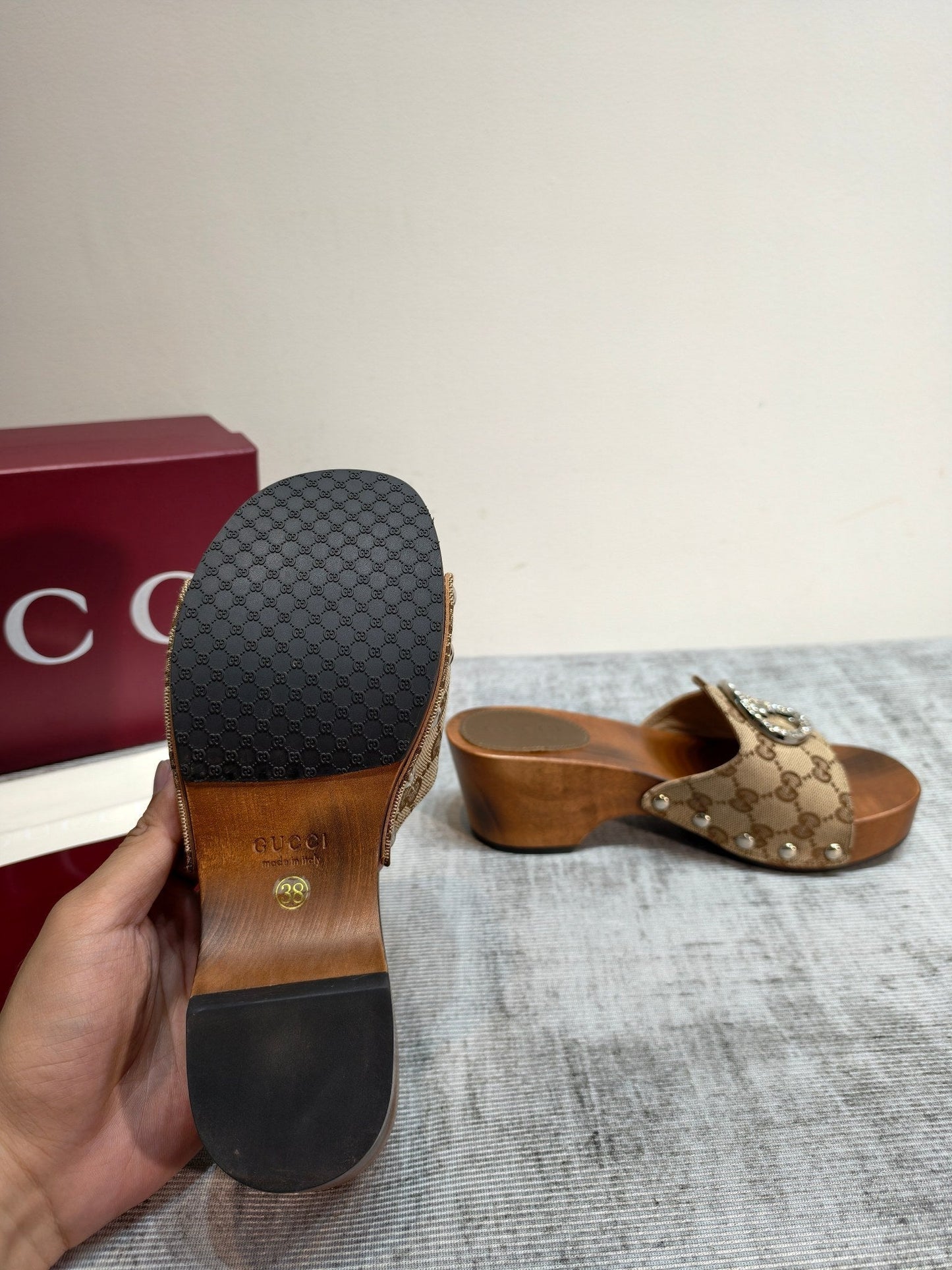 GG Clog Beige Canvas 864269