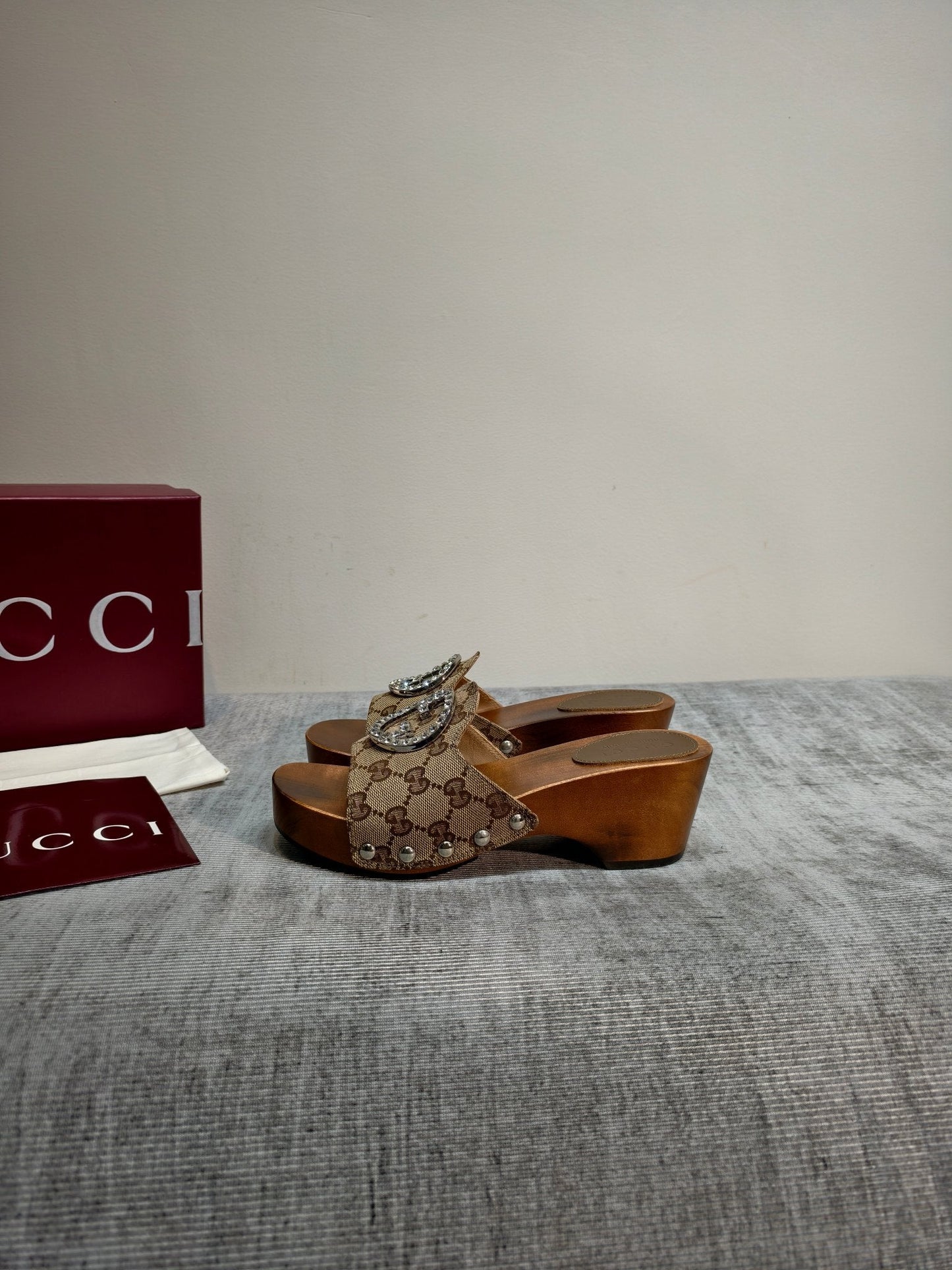 GG Clog Beige Canvas 864269