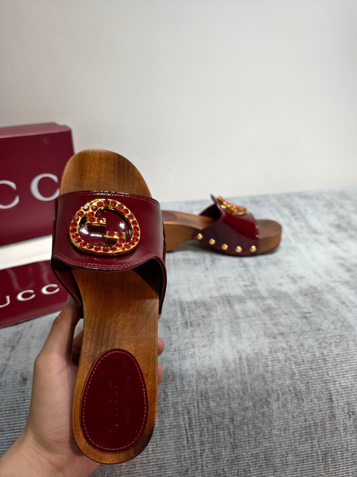 GG Clog Burgundy Patent Leather 864270