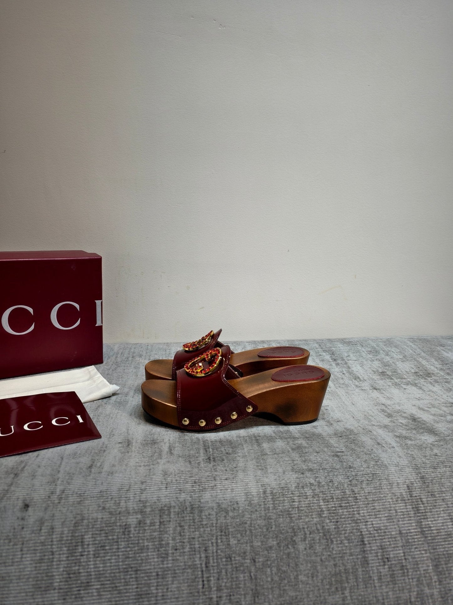 GG Clog Burgundy Patent Leather 864270