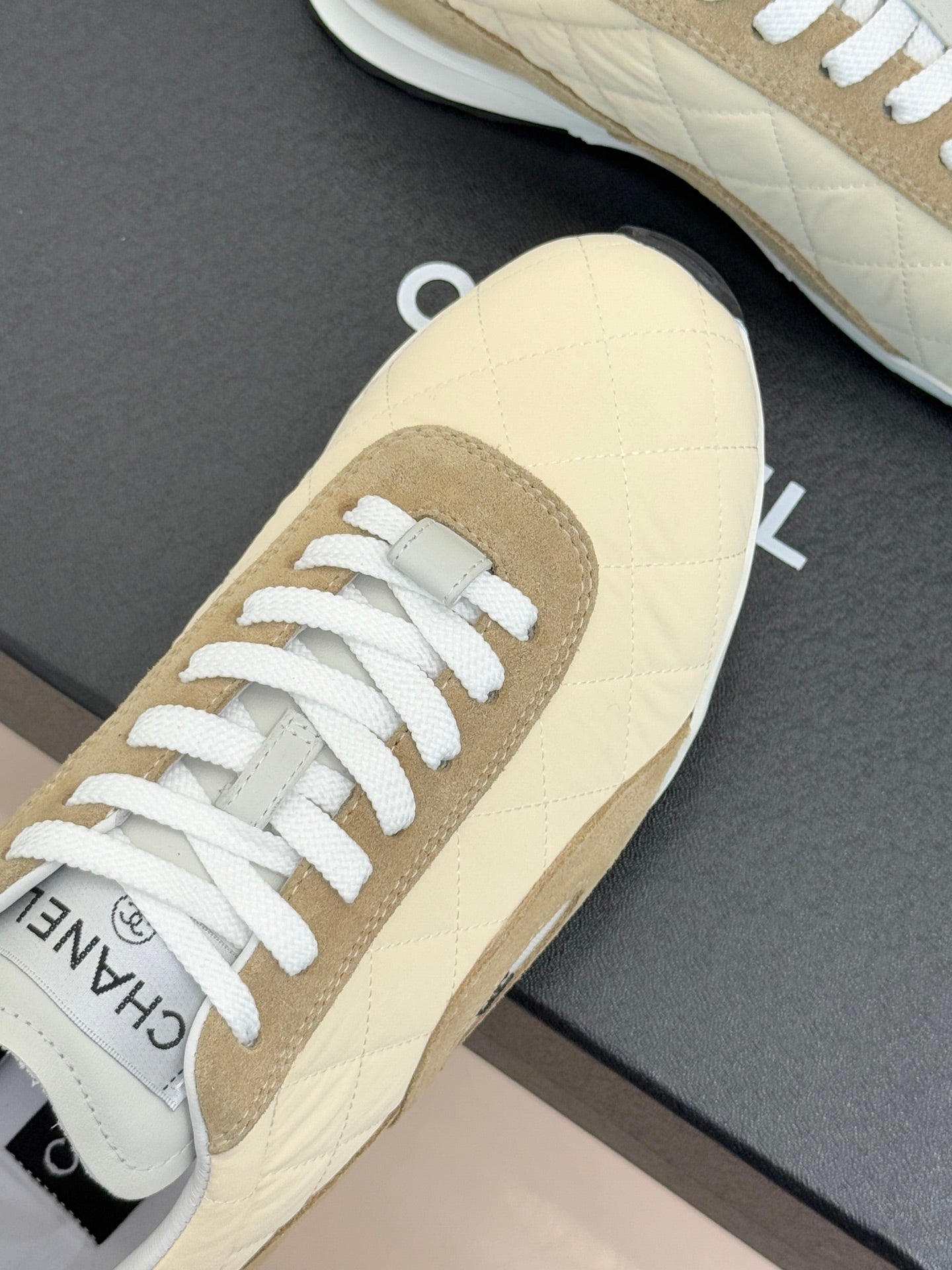 Cruise 2025/26 Trainers Cream Olive Brown Suede Fabric