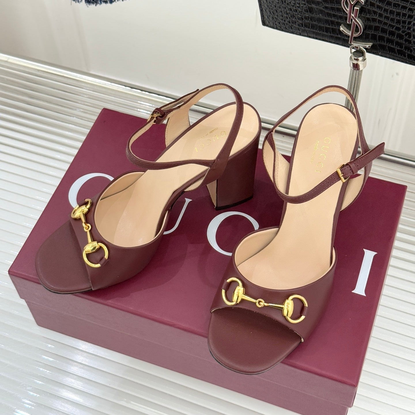 GG 26WF Chunky Heel Sandals 5cm Rosso Ancora Sheepskin 632553