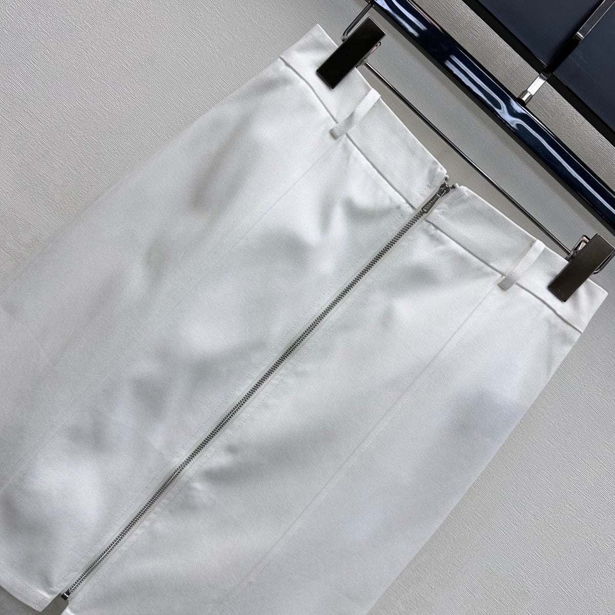 HM 26s Mid-length Skirt White Cotton 378842