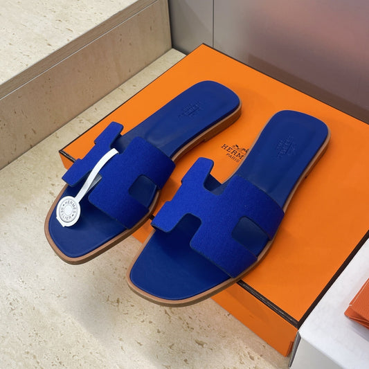 HM 26ss Oran Sandals Deep Blue Calfskin 607232