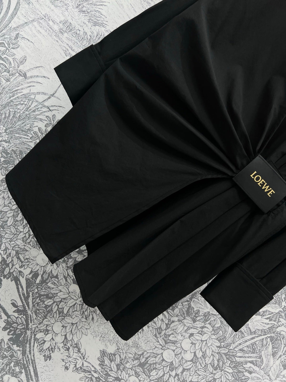 Loewe 25 Wrinkled Lace-up Shirt Black Cotton