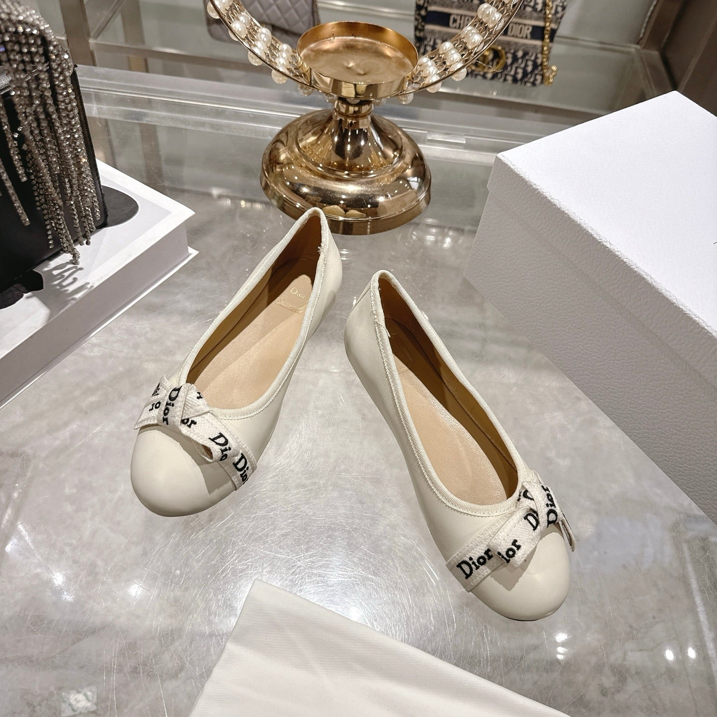 CD 26 Bow Ballet Flat Embroidered Sheepskin
