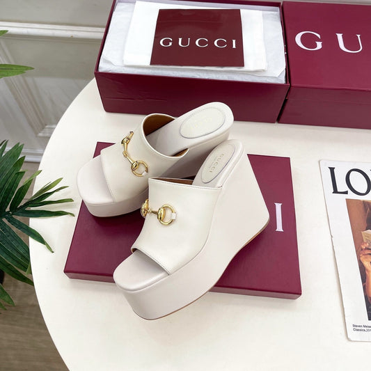 GC Wedge With Horsebit Sandal White Leather 640269